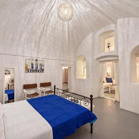 White Cave Private Villa